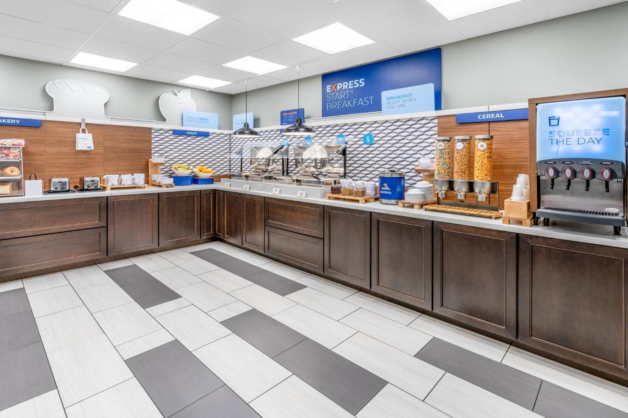 Holiday Inn Express & Suites - Colorado Springs Afa Northgate By Ihg Eksteriør billede