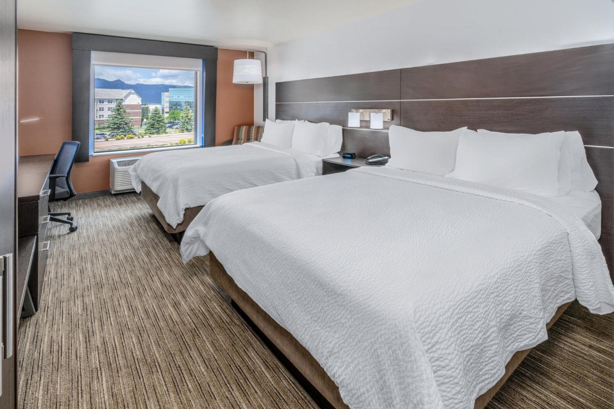 Holiday Inn Express & Suites - Colorado Springs Afa Northgate By Ihg Eksteriør billede