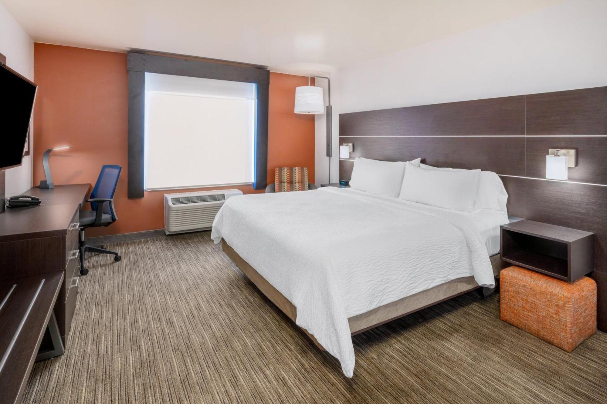 Holiday Inn Express & Suites - Colorado Springs Afa Northgate By Ihg Eksteriør billede