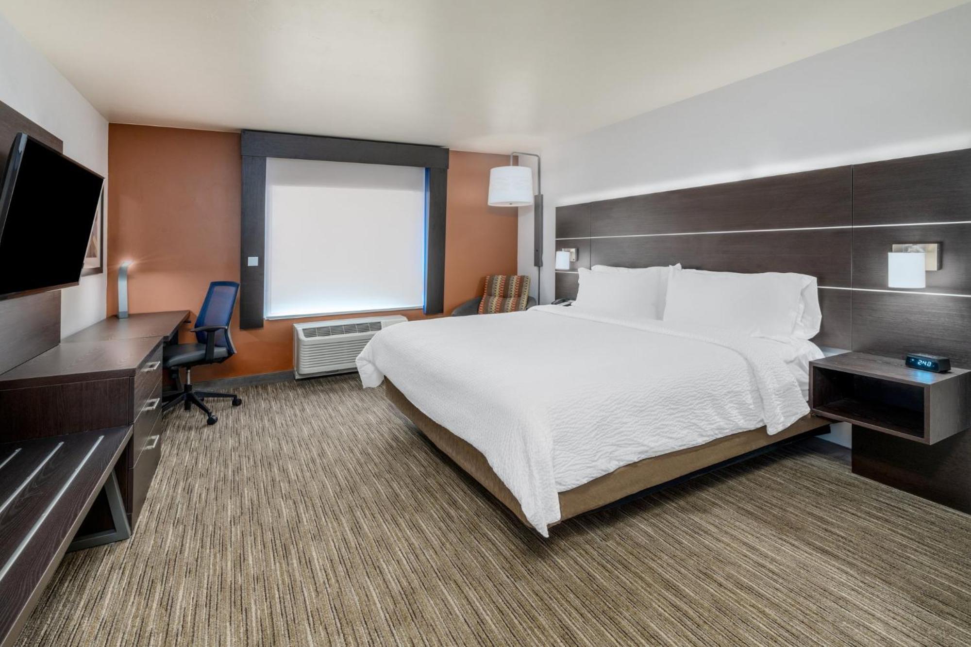 Holiday Inn Express & Suites - Colorado Springs Afa Northgate By Ihg Eksteriør billede