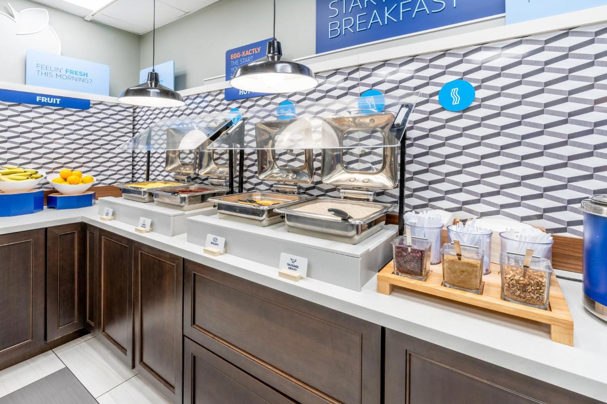 Holiday Inn Express & Suites - Colorado Springs Afa Northgate By Ihg Eksteriør billede
