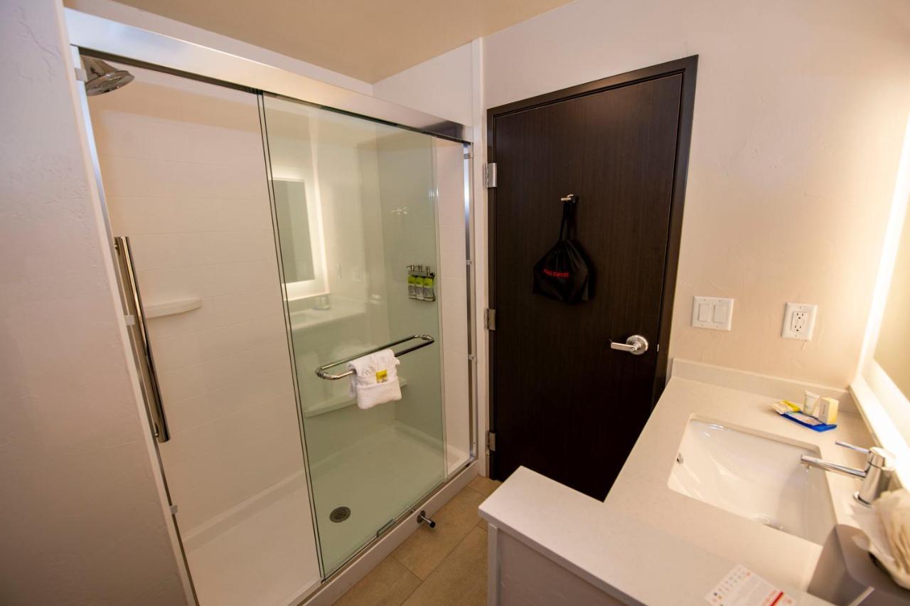 Holiday Inn Express & Suites - Colorado Springs Afa Northgate By Ihg Værelse billede
