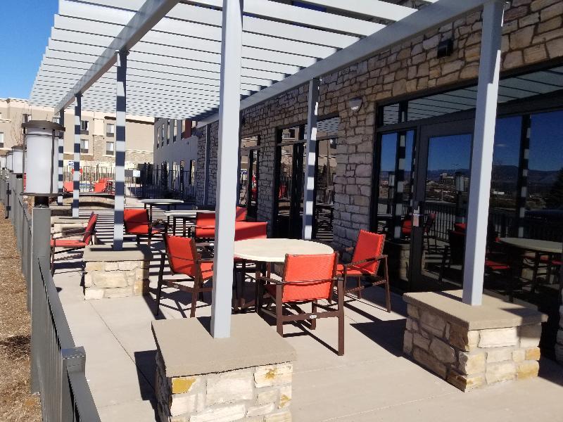 Holiday Inn Express & Suites - Colorado Springs Afa Northgate By Ihg Eksteriør billede