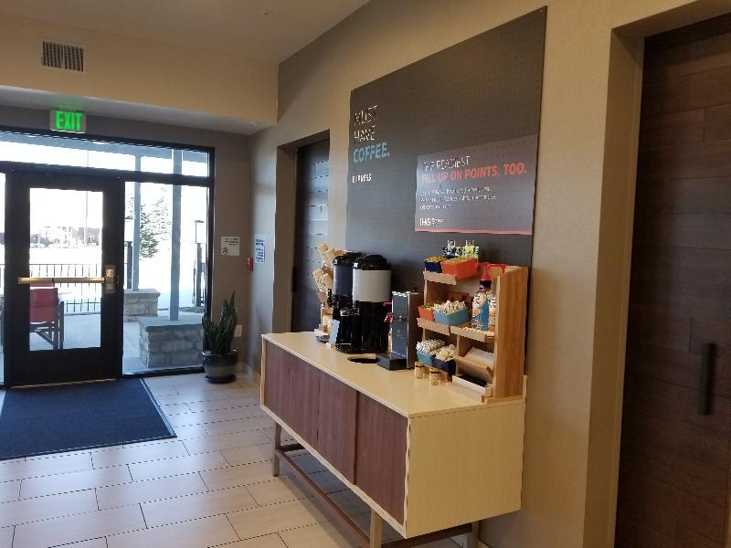 Holiday Inn Express & Suites - Colorado Springs Afa Northgate By Ihg Eksteriør billede